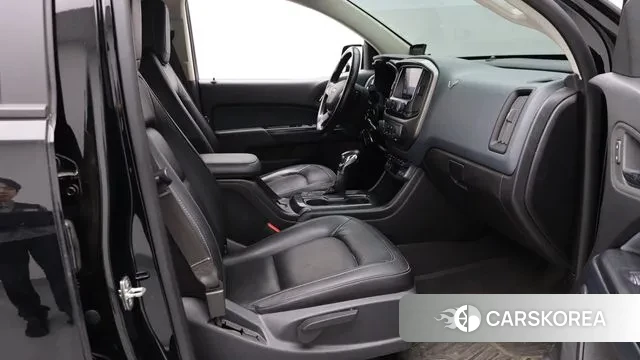 Chevrolet (GM Daewoo) Real New Colorado 2022 Черный из Кореи, фото 4