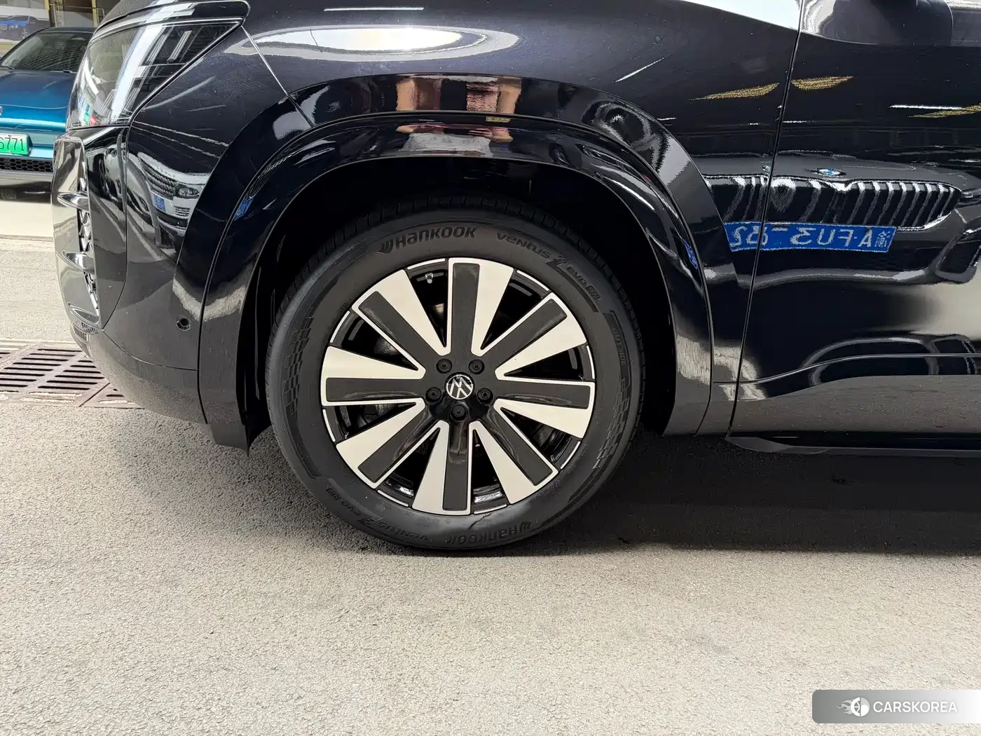 Volkswagen Touareg 2025 Черный из Китая, фото 4