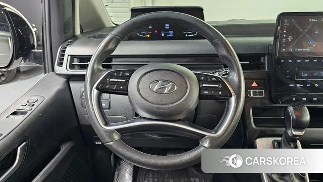Hyundai Staria 2022 Белый из Кореи, фото 4