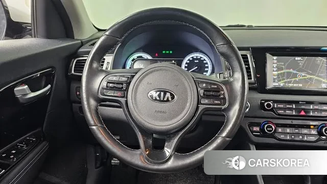 Kia Niro 2018 Белый из Кореи, фото 4