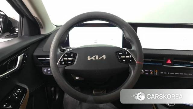 Kia EV6 2022 Серебристо-серый из Кореи, фото 4