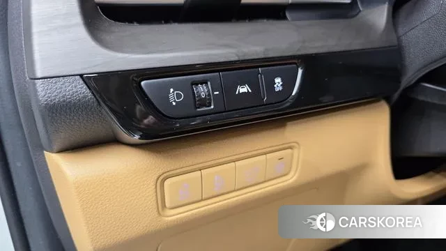 Kia Carnival 4th generation 2023 Белый из Кореи, фото 4