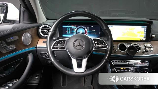 Mercedes-Benz E-Class W213 2020 Белый из Кореи, фото 4