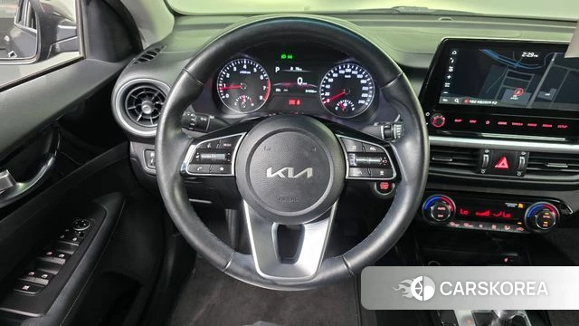 Kia The New K3 2nd generation 2021 Серый из Кореи, фото 4