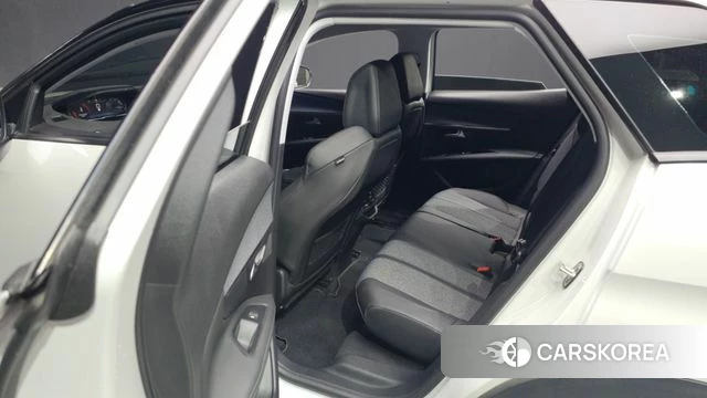 Peugeot 3008 second generation 2021 Белый из Кореи, фото 4