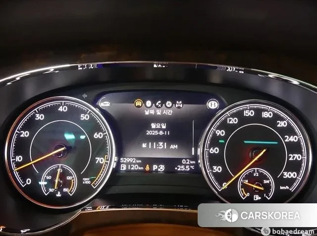 Bentley Bentayga 2020 Белый из Кореи, фото 4