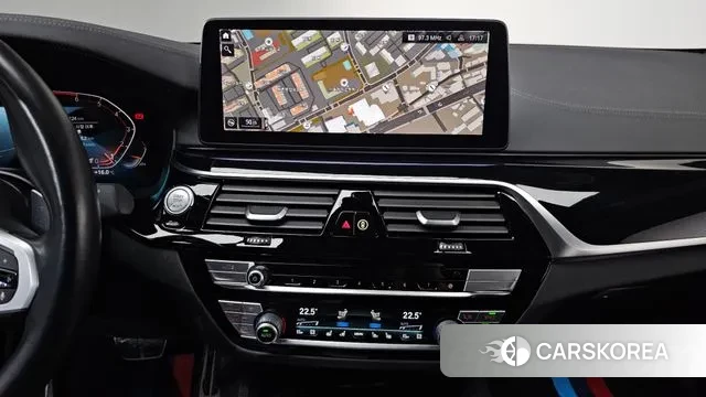 BMW 5 Series (G30) 2021 Серый из Кореи, фото 4