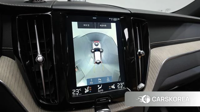Volvo XC60 second Generation 2018 Белый из Кореи, фото 4