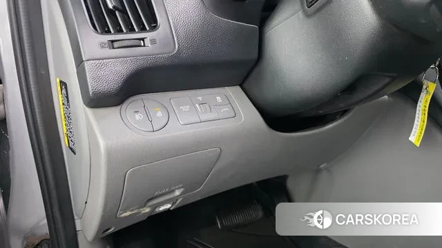 Hyundai The New Grand Starex 2021 Серебристо-серый из Кореи, фото 4