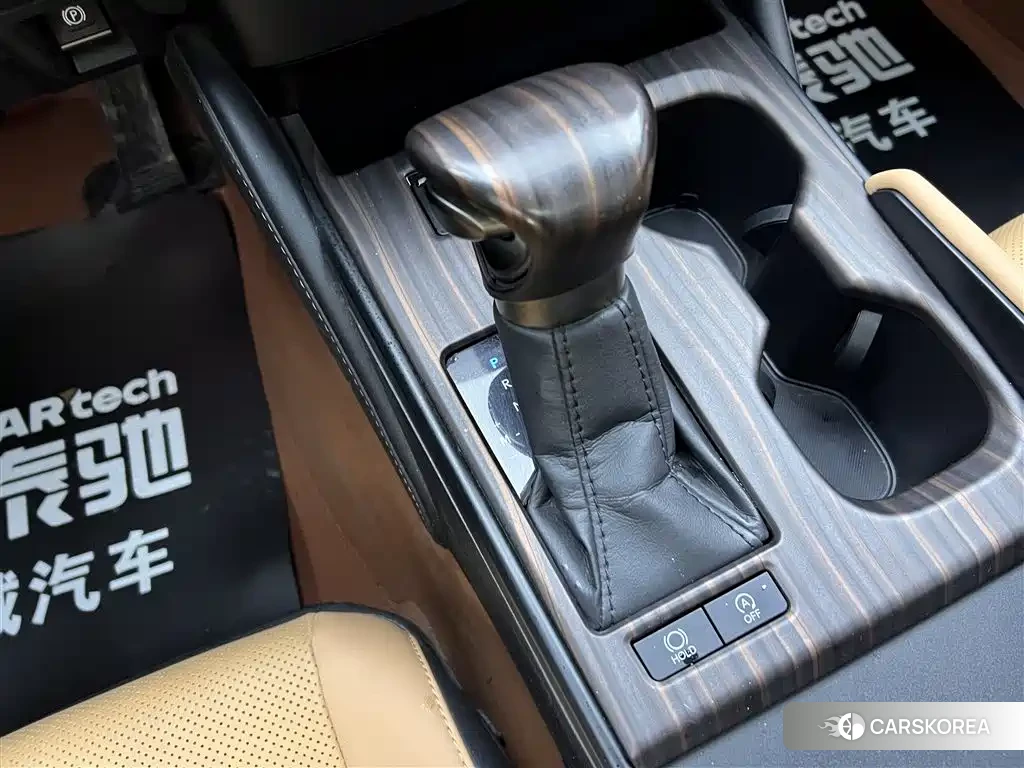 Lexus ES 2024 Белый из Китая, фото 4