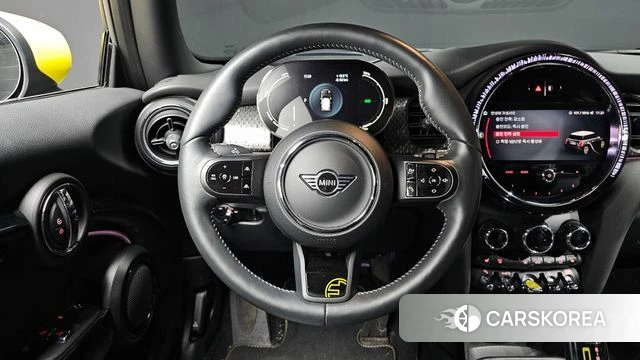 Mini Cooper Electric 2022 Черный из Кореи, фото 4