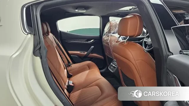 Maserati Ghibli 2020 Белый из Кореи, фото 4