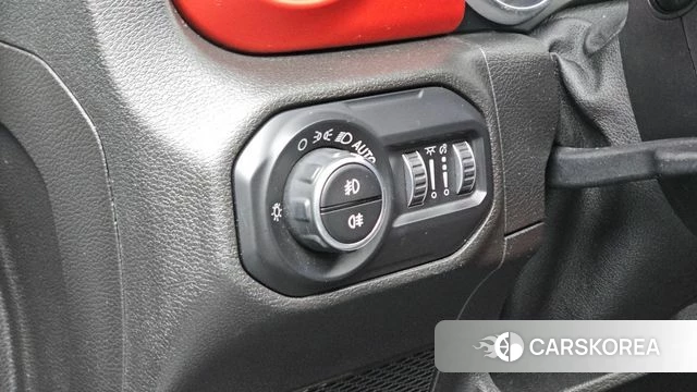 Jeep Wrangler (JL) 2019 Черный из Кореи, фото 4