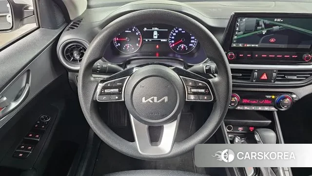 Kia The New K3 2nd generation 2022 Белый из Кореи, фото 4
