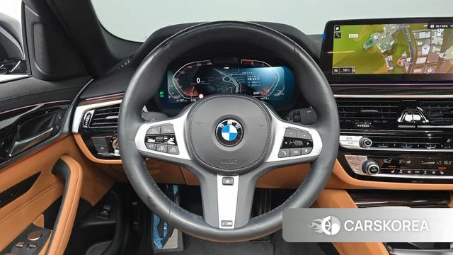 BMW 5 Series (G30) 2022 Черный из Кореи, фото 4