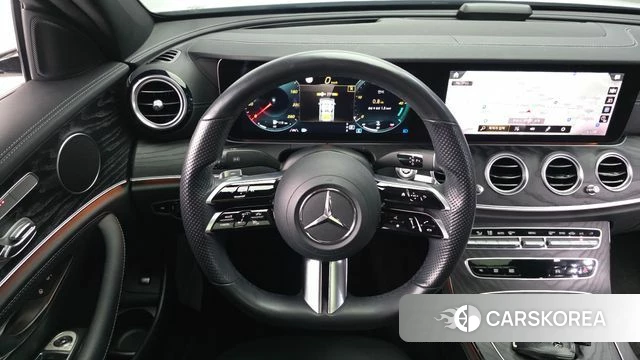 Mercedes-Benz E-Class W213 2021 Белый из Кореи, фото 4