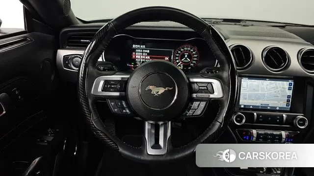 Ford Mustang 2023 Черный из Кореи, фото 4