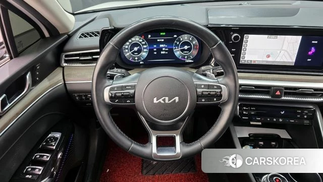 Kia K5 3rd generation 2023 Белый из Кореи, фото 4