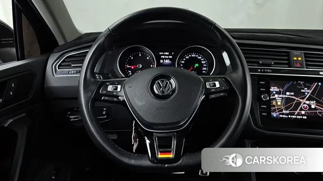 Volkswagen Tiguan second Generation 2020 Черный из Кореи, фото 4