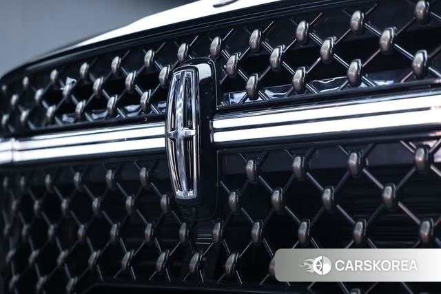 Lincoln Navigator id 3920717 из Китая 4