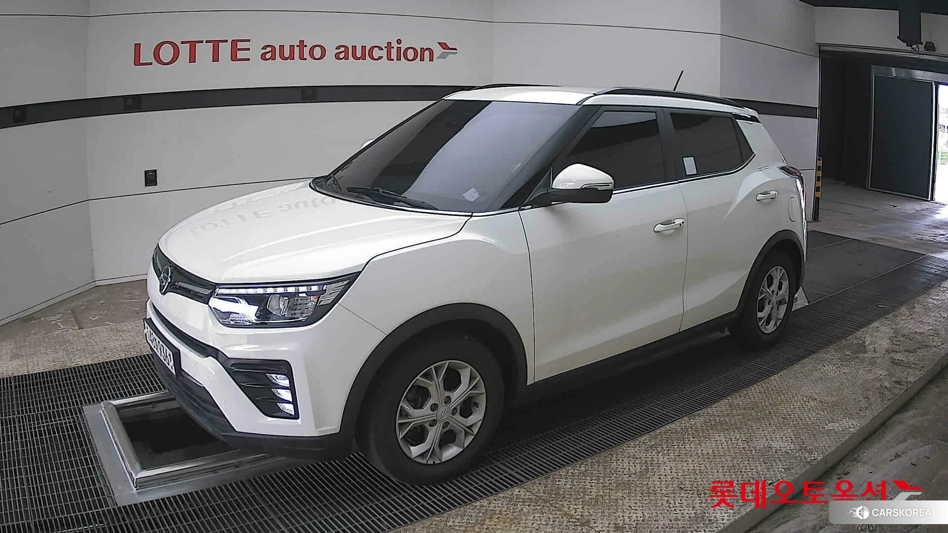 SsangYong Tivoli 2022 Grand White из Кореи, фото 4