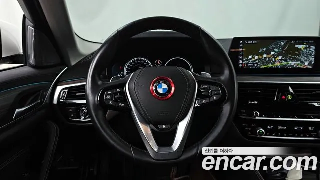 BMW 5 Series (G30) 2018 Белый из Кореи, фото 4