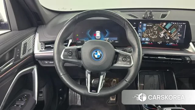 BMW iX1 (U11) 2023 Белый из Кореи, фото 4