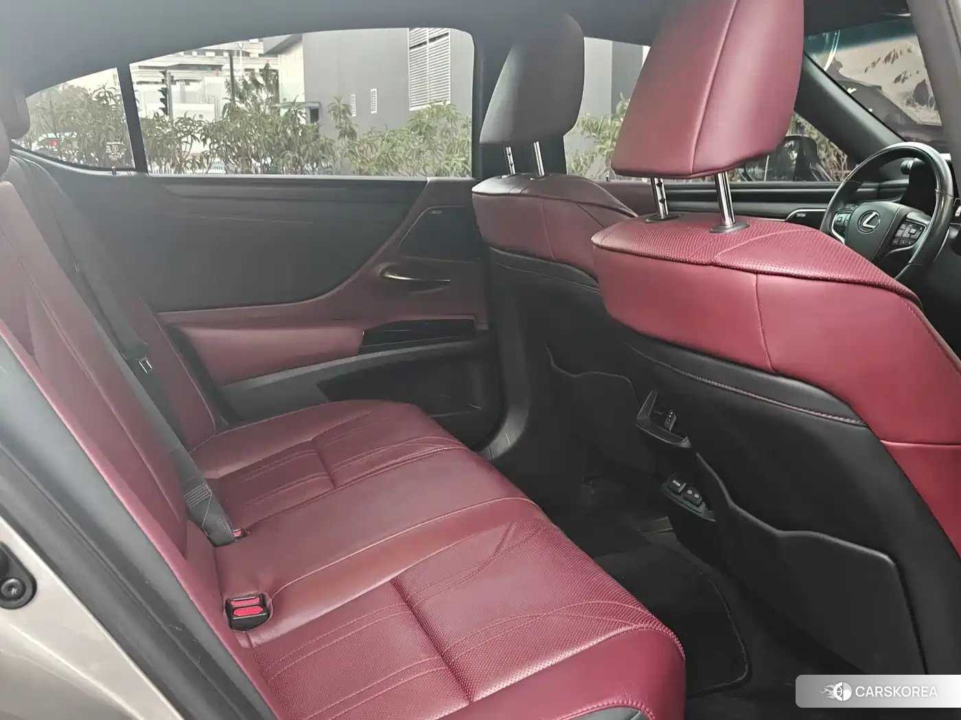 Lexus ES 2023 Champagne/brown из Китая, фото 4