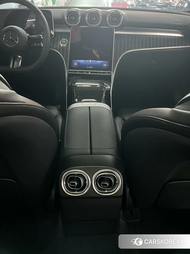 Mercedes-Benz Class C 2022 Белый из Китая, фото 4