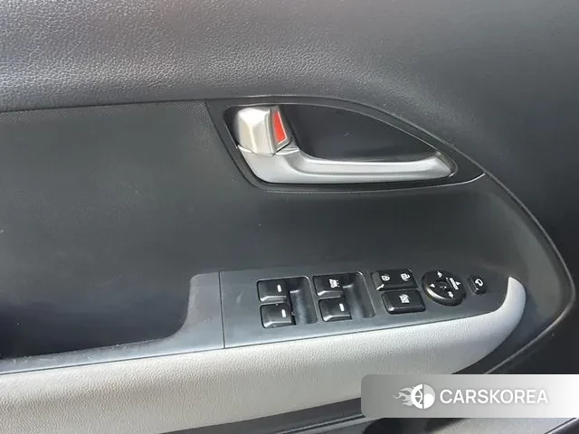 Kia The New Kia Ray 2023 Белый из Кореи, фото 4