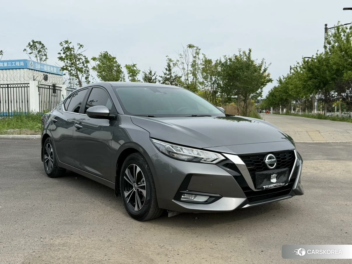 Nissan Xuan Yi 2021 Темно-серый из Китая, фото 4