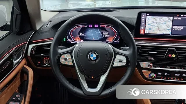 BMW 5 Series (G30) 2022 Белый из Кореи, фото 4