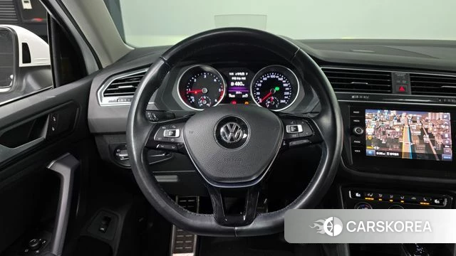 Volkswagen Tiguan second Generation 2020 Белый из Кореи, фото 4