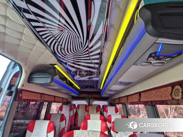 Mercedes-Benz Sprinter 2018 Белый двухцветный из Кореи, фото 4