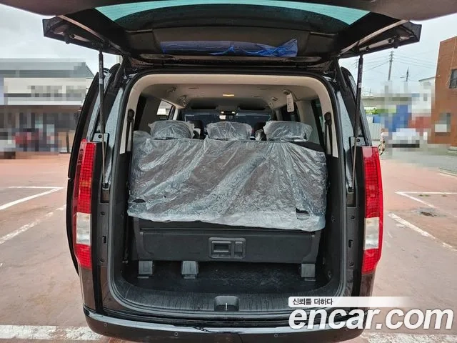 Hyundai Staria 2021 Черный из Кореи, фото 4