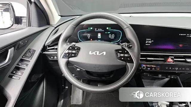 Kia Di Ol Nu Niro 2022 Белый из Кореи, фото 4
