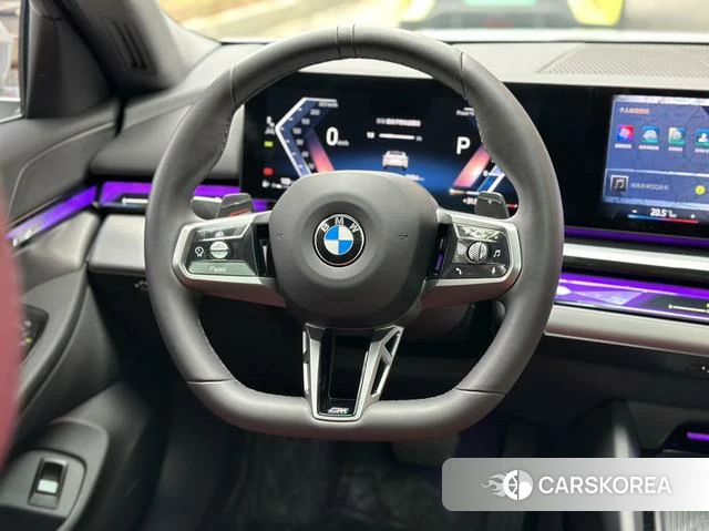 BMW 5 series 2025 Белый из Китая, фото 4