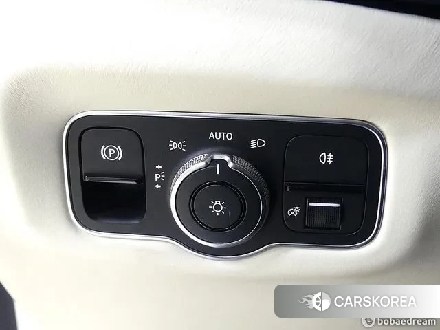 Aston Martin DB11 2020 Серый из Кореи, фото 4