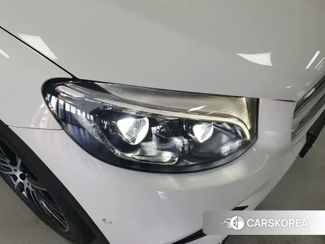 Mercedes-Benz GLC-Class X253 2019 Белый из Кореи, фото 4