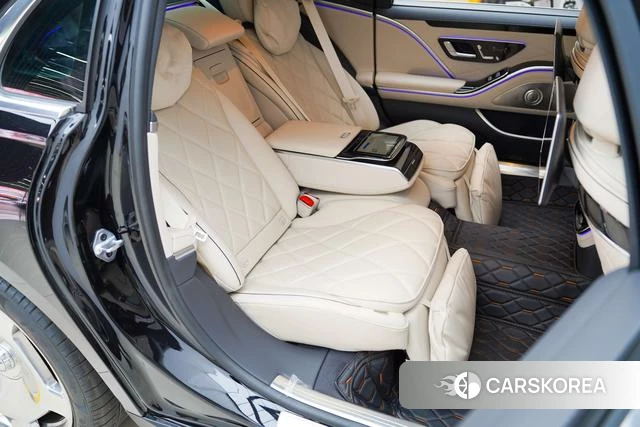 Mercedes-Benz Maybach S-class 2023 Черный из Китая, фото 4