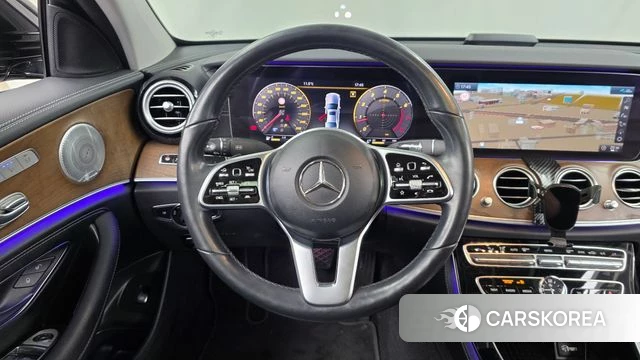 Mercedes-Benz E-Class W213 2020 Черный из Кореи, фото 4