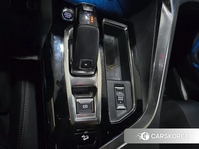 Peugeot 3008 second generation 2021 Белый из Кореи, фото 4