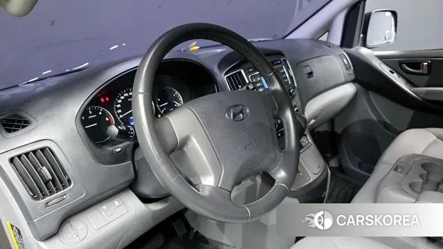 Hyundai The New Grand Starex 2019 Серебристо-серый из Кореи, фото 4