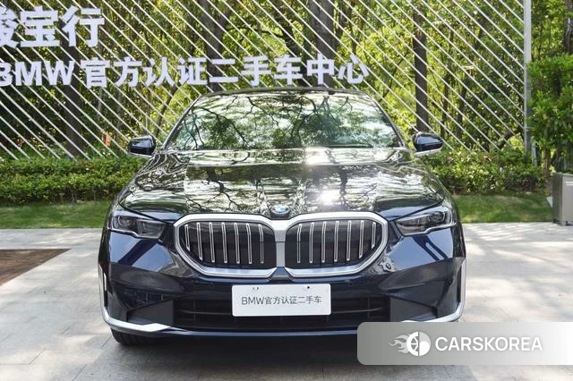BMW 5 series 2025 Черный из Китая, фото 4