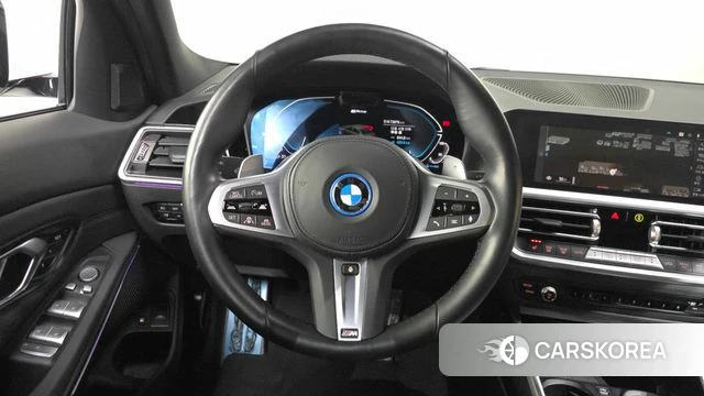 BMW 3 Series (G20) 2022 Белый из Кореи, фото 4