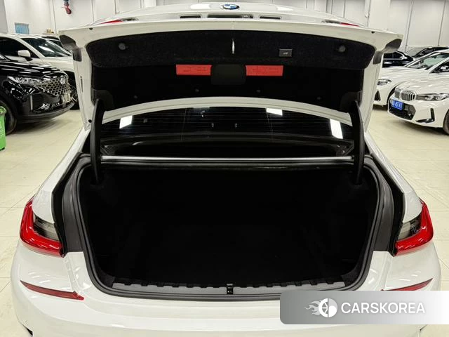 BMW 3 series 2021 Белый из Китая, фото 4