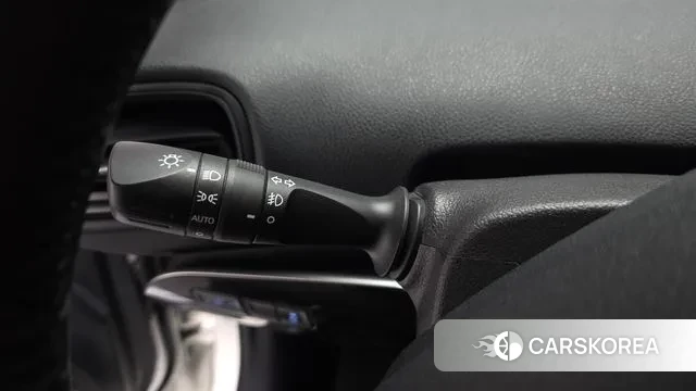 Toyota Prius 4th Generation 2019 Белый из Кореи, фото 4