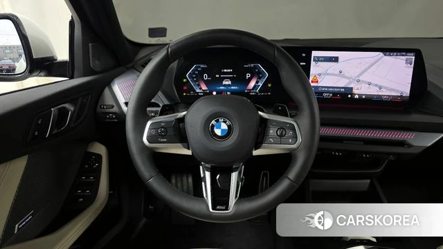 BMW 1 Series (F70) 2025 Белый из Кореи, фото 4