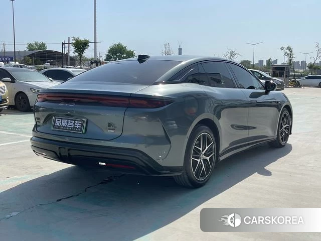 BYD Han L DM 2026 Зеленый из Китая, фото 4