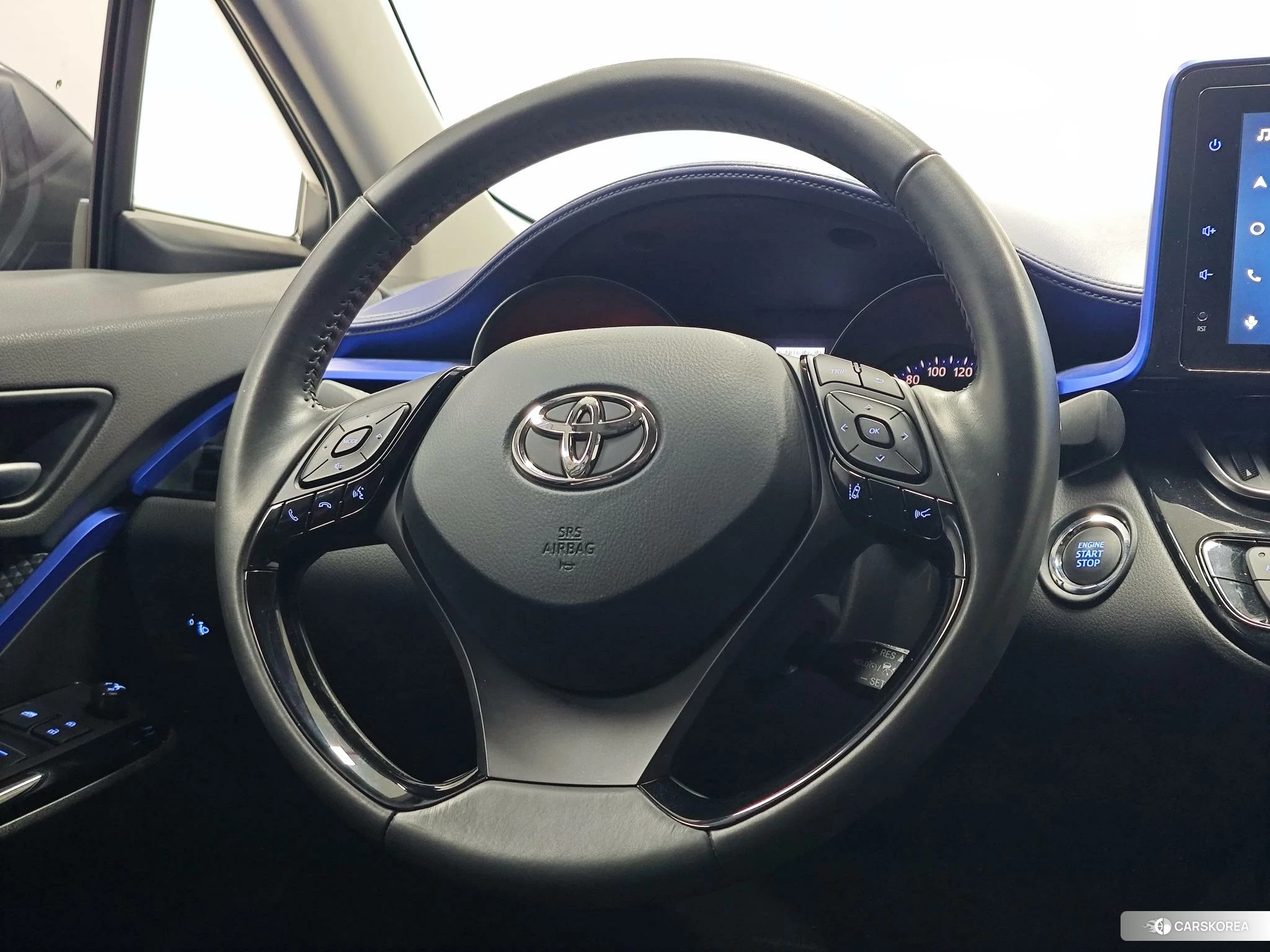 Toyota C-HR 2021 Темно-серый из Китая, фото 4